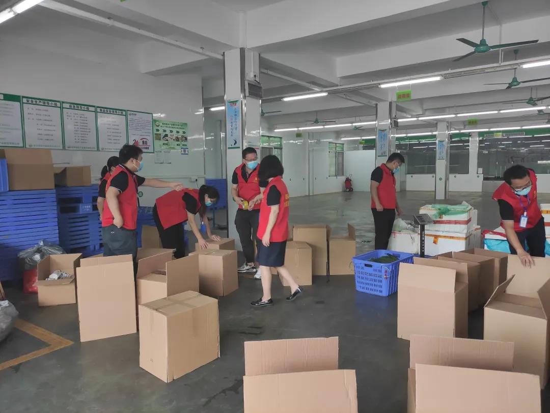 2-4.jpg 食材配送倉庫