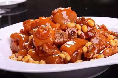 微信圖片_20210926112834.jpg 黃豆燉豬蹄