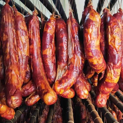 熏馬腸.jpg 熏馬腸.jpg