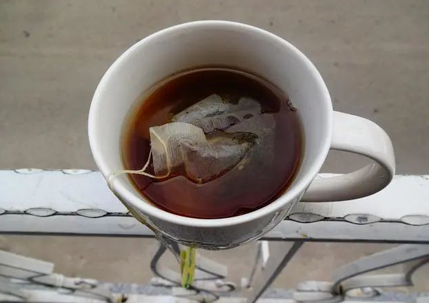 泡茶.png 泡茶.png